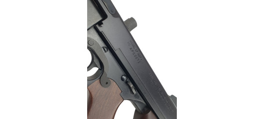 DESTOCKAGE - CARABINE AUTO-ORDNANCE THOMPSON 1927A-1 CAL.45ACP - EXEMPLAIRE UNIQUE !