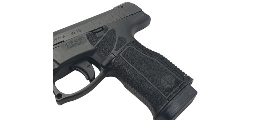 OFFRE STEYR - PISTOLET STEYR C9-A2 BLACK VISÉE TRAPEZOÏDALE CAL.9x19