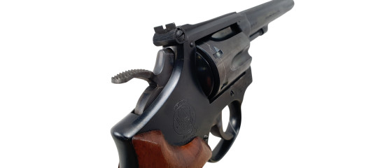 BRADERIE OCCASION - REVOLVER SMITH&WESSON MOD.17-4 CALIBRE 22LR CANON 6" - BEL ETAT