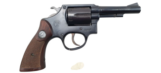 BRADERIE OCCASION - REVOVLER TAURUS POLICE CAL.38SPECIAL CANON 4"