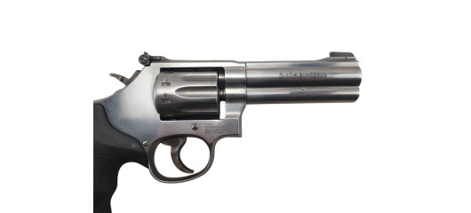 BRADERIE OCCASION - REVOLVER SMITH&WESSON 617 CTG CAL.22LR CANON 4" - ETAT NEUF