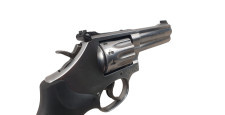 BRADERIE OCCASION - REVOLVER SMITH&WESSON 617 CTG CAL.22LR CANON 4" - ETAT NEUF