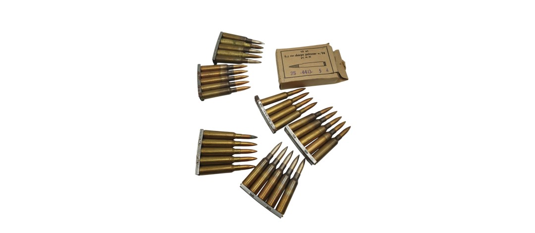 DESTO AMMO - LOT DE 39 MUNITIONS SURPLUS MILITAIRE 6.5x55SE AVEC CLIP
