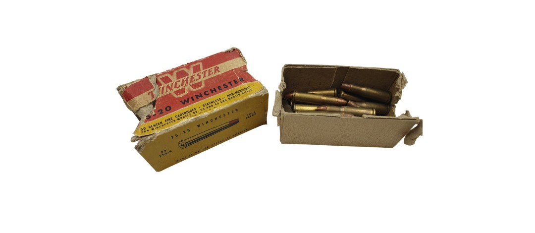 DESTO AMMO - LOT DE 19 CARTOUCHES DE COLLECTION WINCHESTER 25-20WCF AVEC BOITE D'ORIGINE