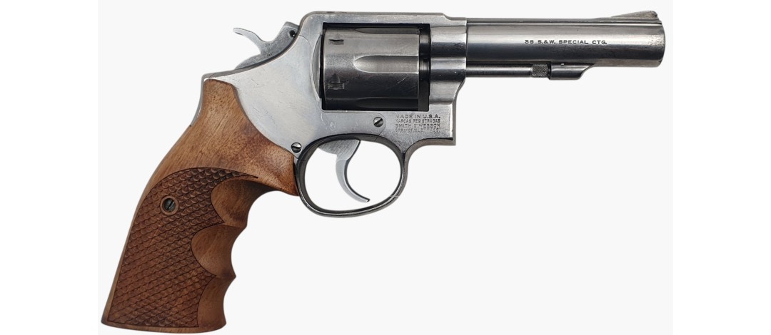 OCCASION - REVOLVER SMITH&WESSON MOD.64-3 INOX CAL.38SP CANON 4" PLAQUETTES ERGONOMIQUES BOIS