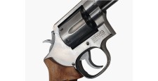 OCCASION - REVOLVER SMITH&WESSON MOD.64-3 INOX CAL.38SP CANON 4" PLAQUETTES ERGONOMIQUES BOIS