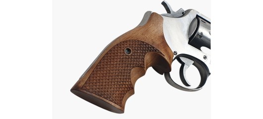 OCCASION - REVOLVER SMITH&WESSON MOD.64-3 INOX CAL.38SP CANON 4" PLAQUETTES ERGONOMIQUES BOIS