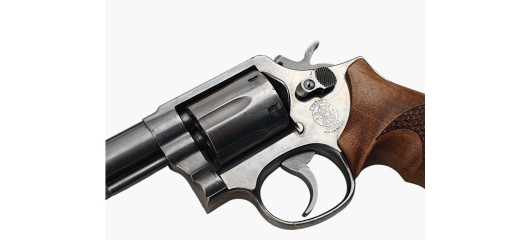 OCCASION - REVOLVER SMITH&WESSON MOD.64-3 INOX CAL.38SP CANON 4" PLAQUETTES ERGONOMIQUES BOIS